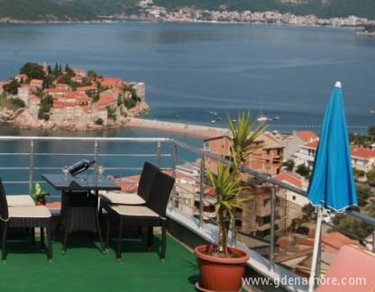 Vila Slavica, privatni smeštaj u mestu Sveti Stefan, Crna Gora - terasa